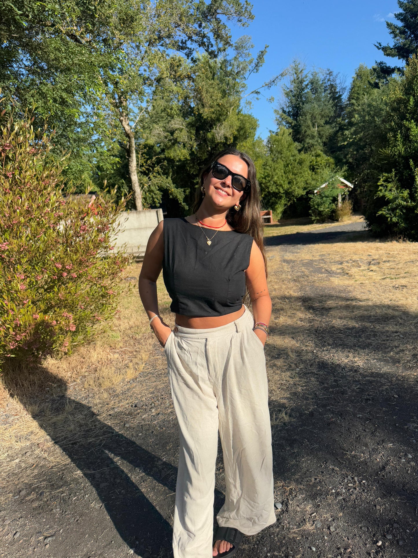 Blusa espalda abierta negra