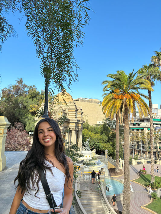 Top asimétrico encaje