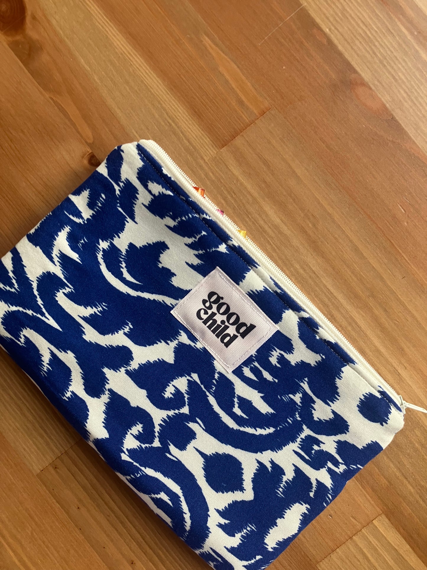 Estuche mediano