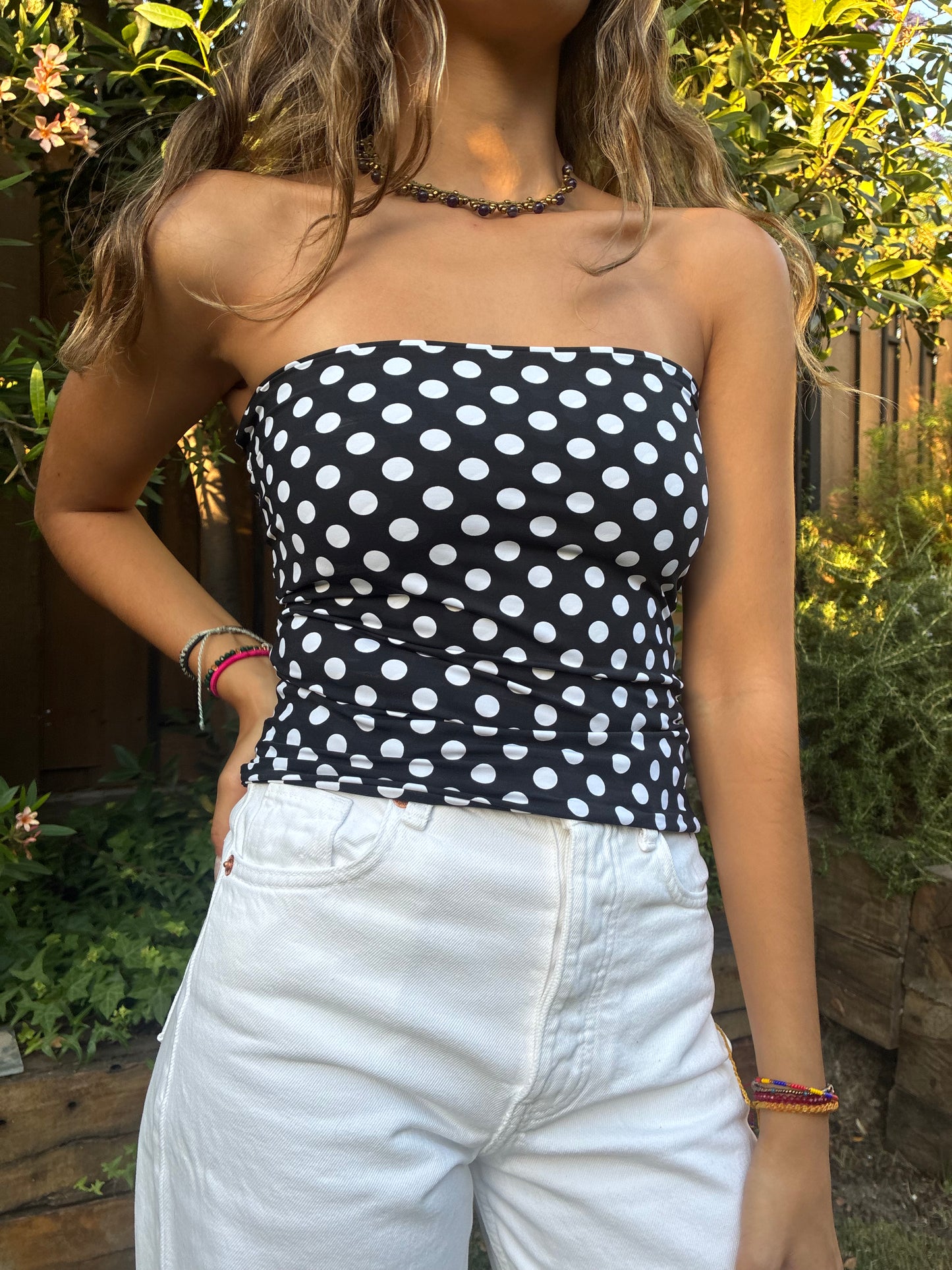 Strapless polka dots negro