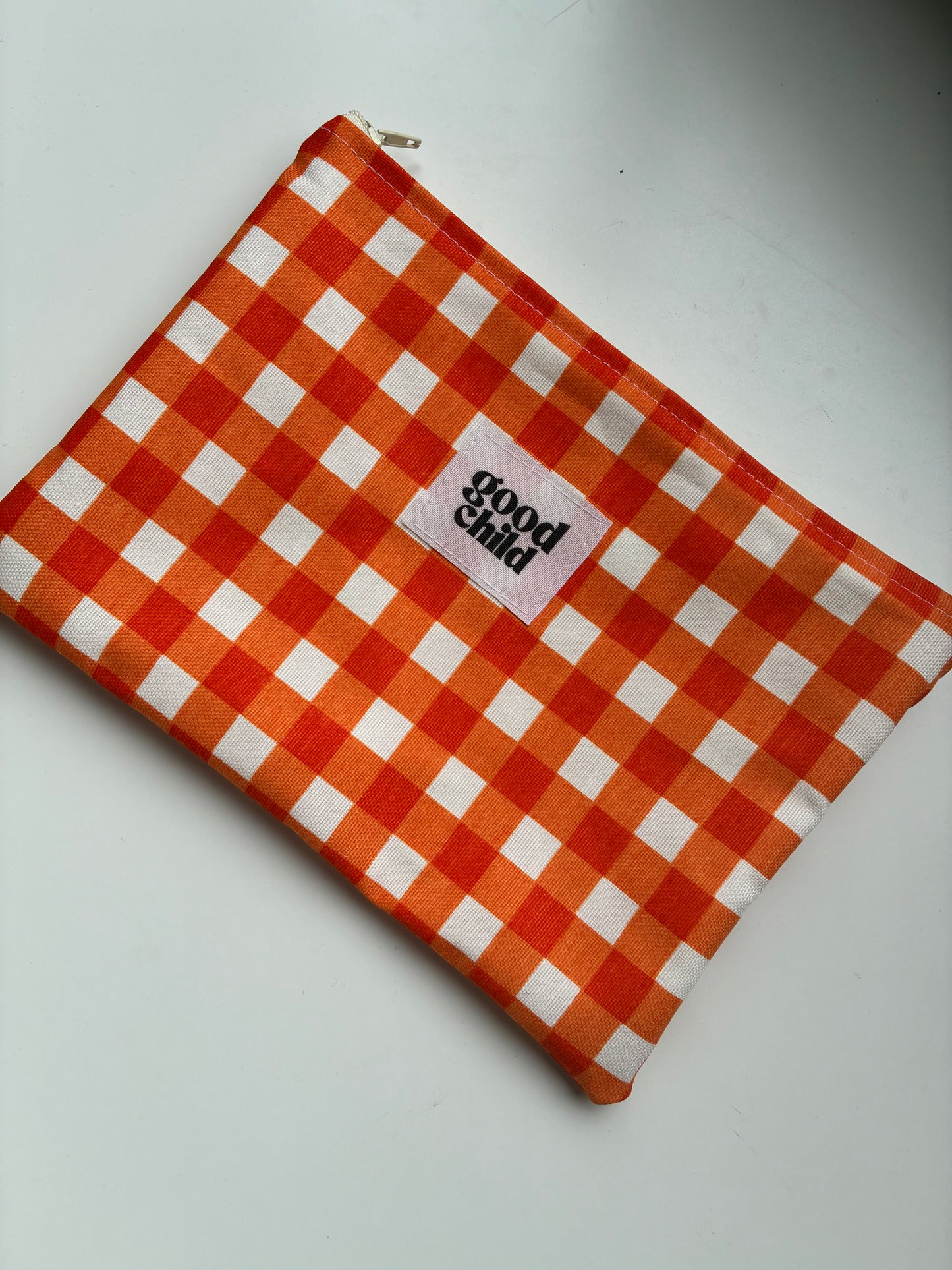 Estuche plano cuadrillé