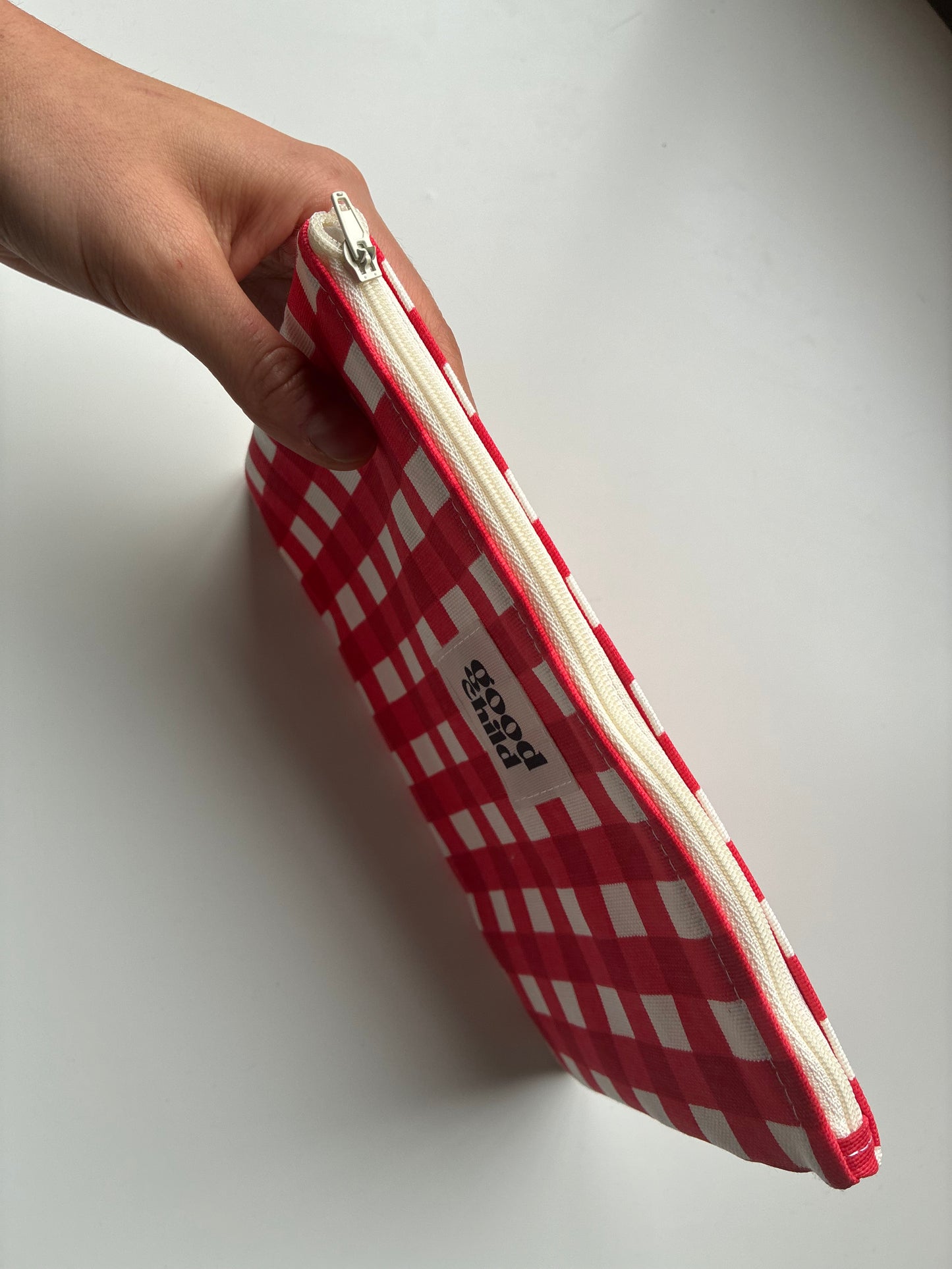 Estuche plano cuadrillé