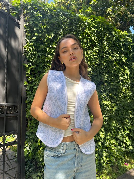 Chaqueta sin mangas acolchada - Estampado floral celeste